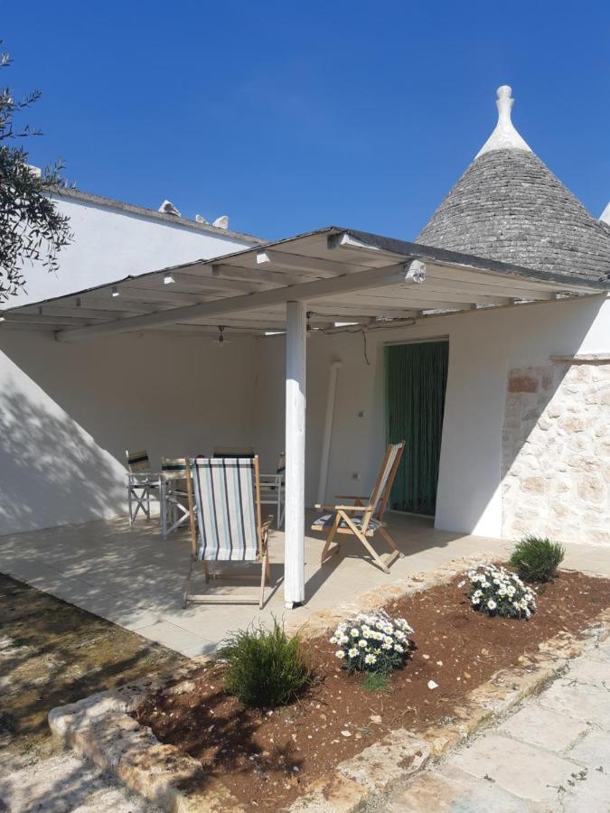 Il Trullo Bianco A Masseria Santalachicca Masseria Orimini Exterior photo